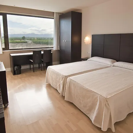 Hotel Puerta De La Serrania