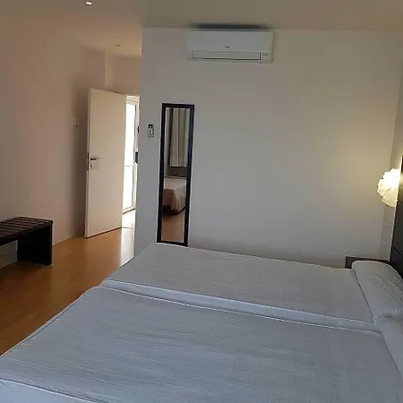 Hotel Puerta De La Serrania